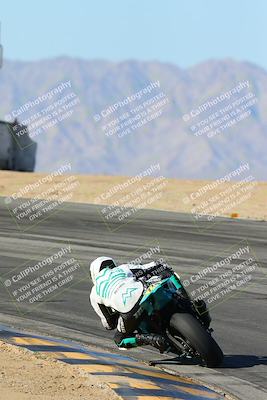 media/Feb-06-2025-Racers Edge (Thu) [[c17ed6f7b1]]/2-B Group/Session 4 End (Turn 10 Backside)/